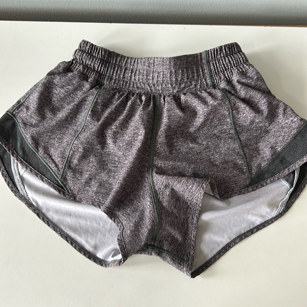 Lululemon Hottie Hots Shorts Size 2
